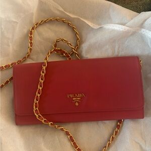 Authentic Prada pink wallet on chain